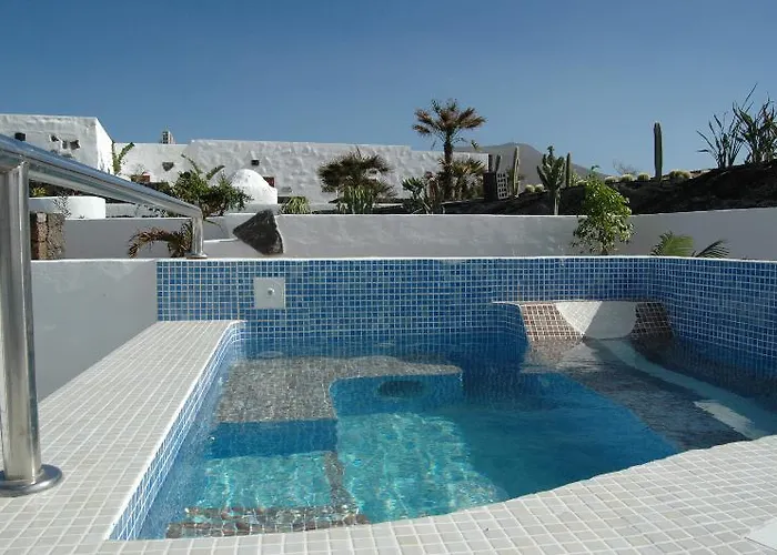 Hotel Vistas Salinas