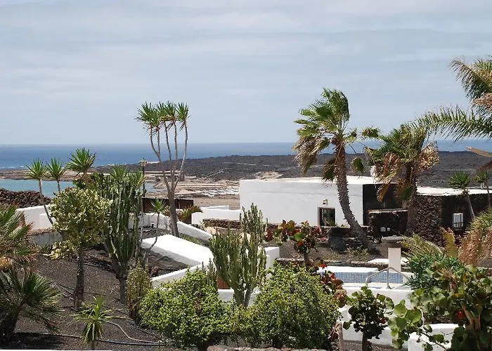 Vistas Salinas Hotel