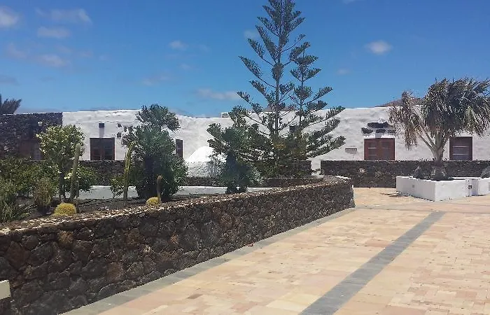 Vistas Salinas Hotel 3*